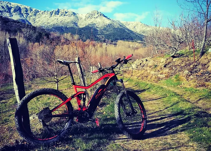 Albareilla By #cherrygredos Apartman *