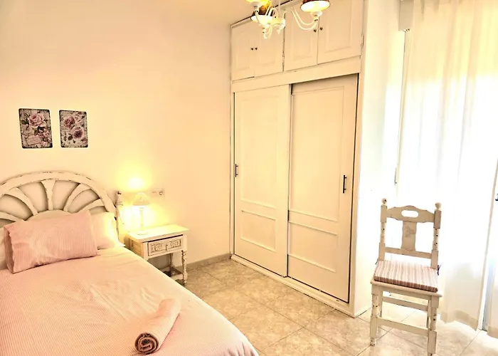 Albareilla By #cherrygredos Apartman